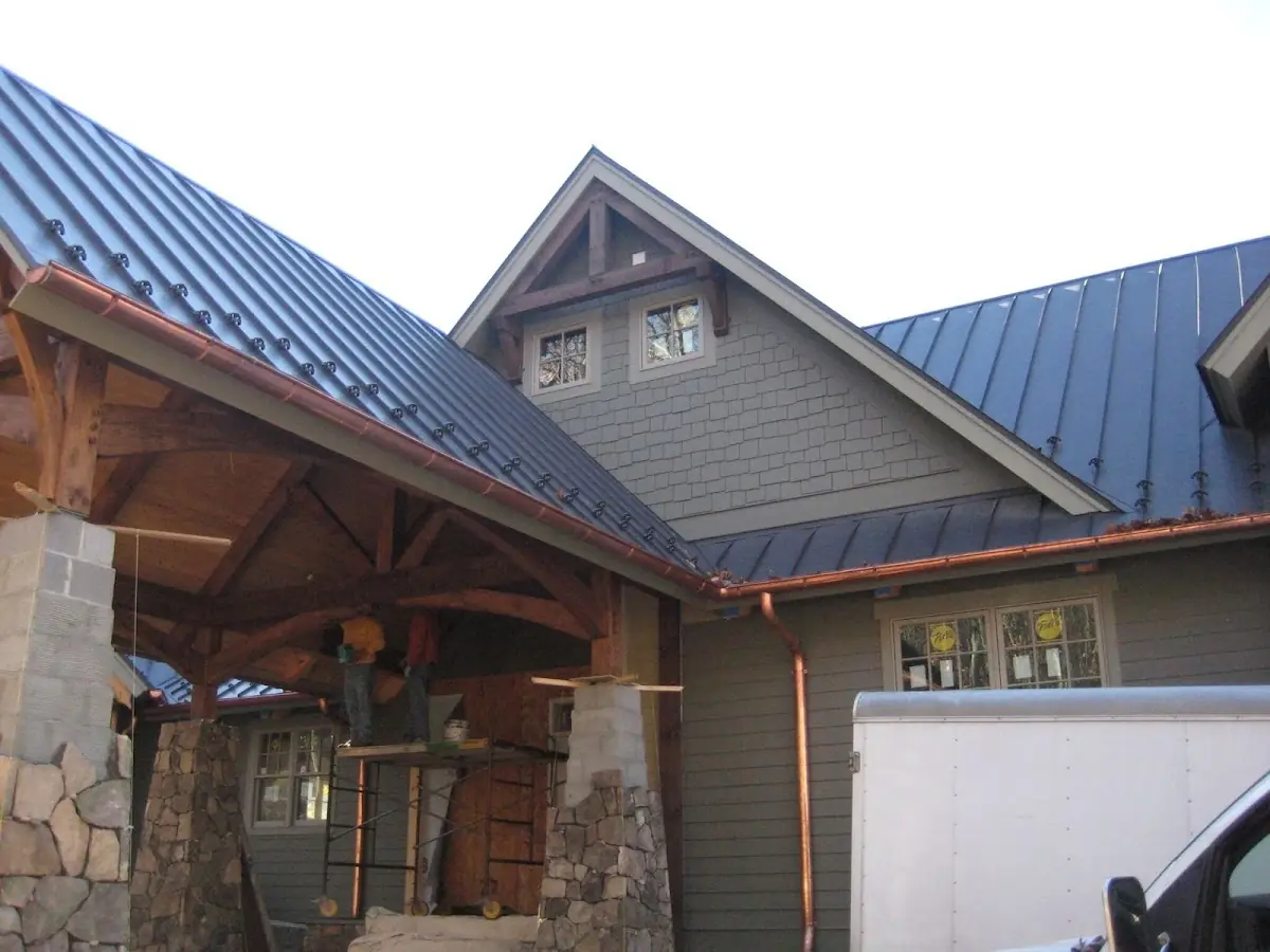 Craftsman Roofing team delivering quality roofing work in Drayton Plains